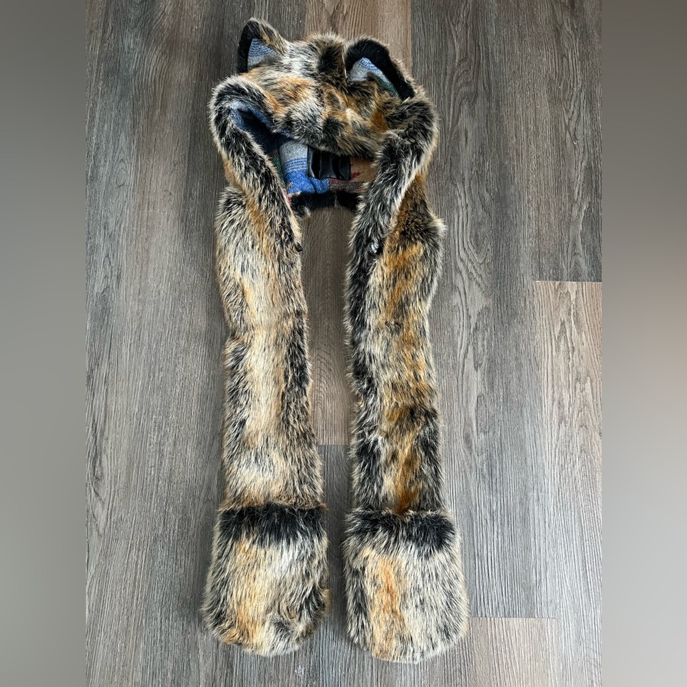 Spirithoods Red Wolf - image 2